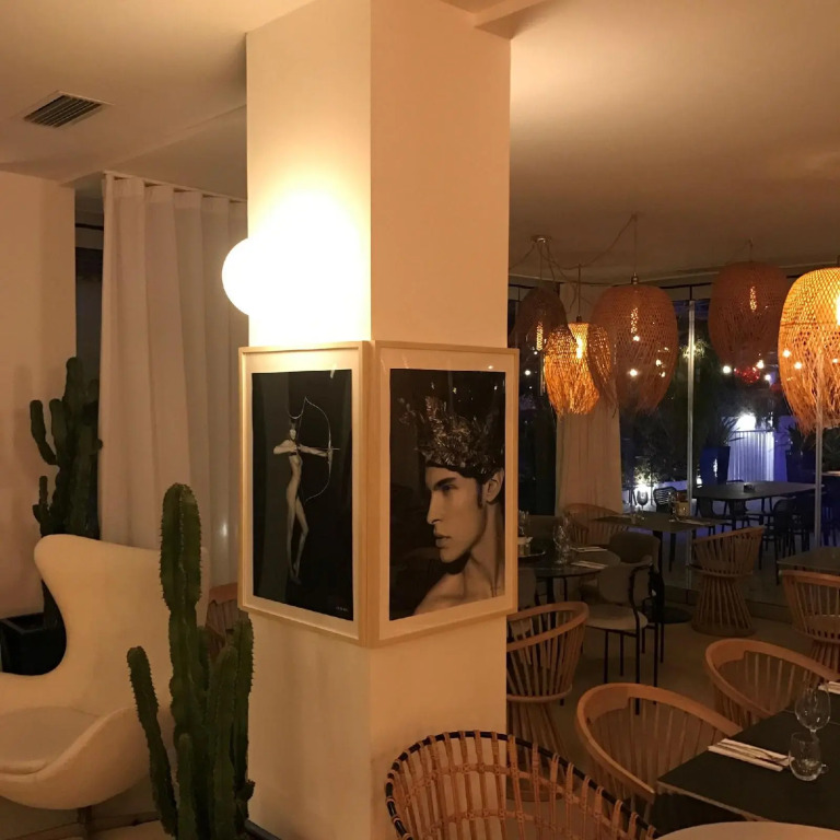 Hôtel La Reine Jane