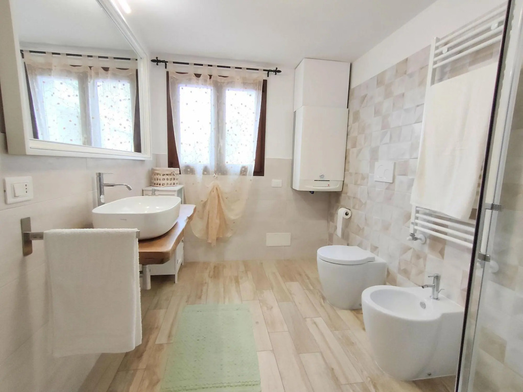 Cosy apartment in Pesaro with shared pool