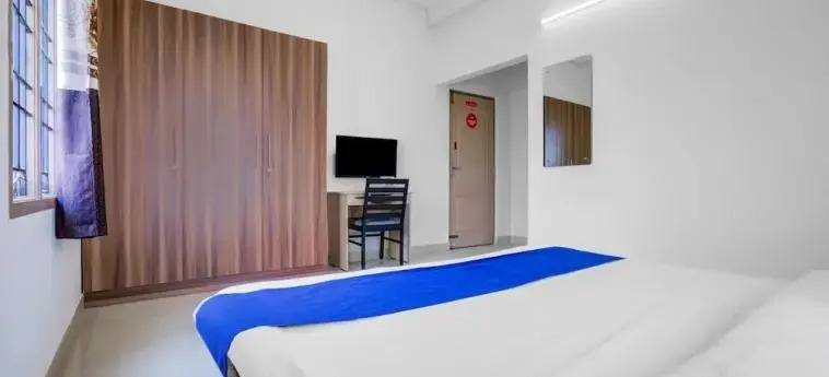 Silverkey Pallikaranai By OYO Rooms