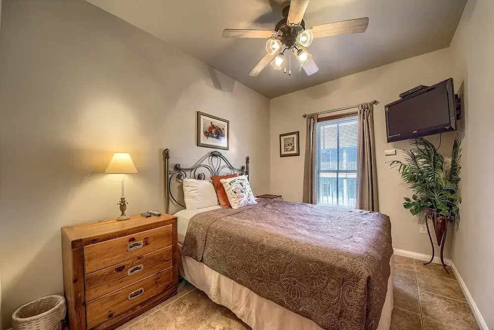 Vg 206 3 Bedroom Condo