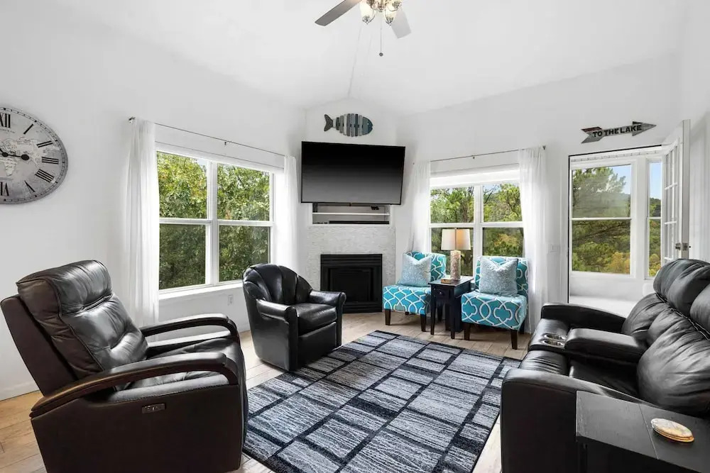 Vacay Getaway - Condo for 8