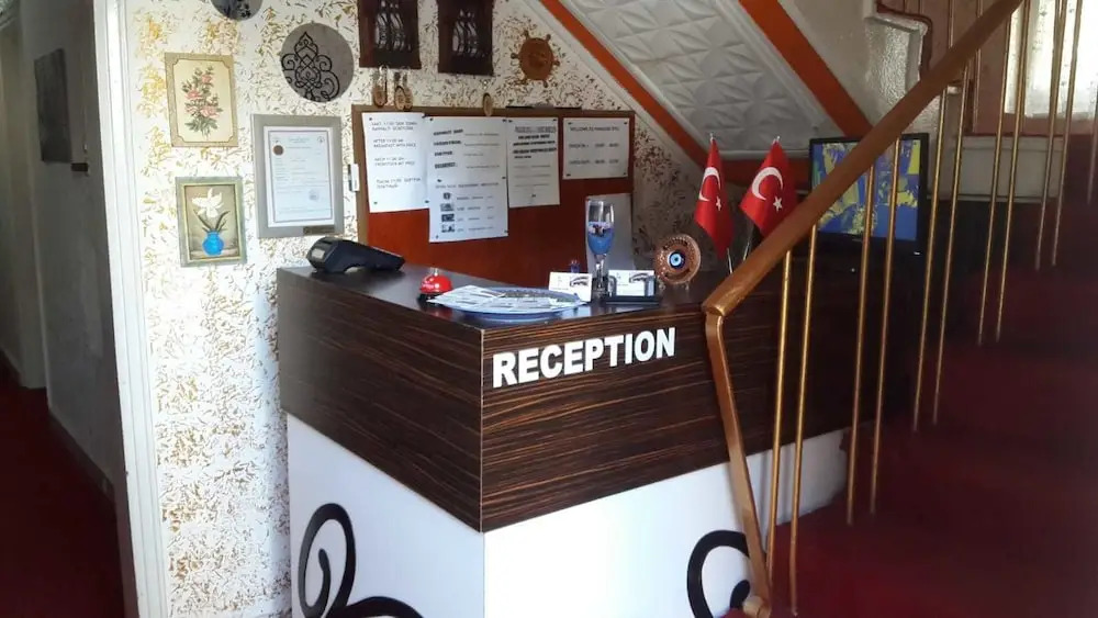 Paradise Hotel