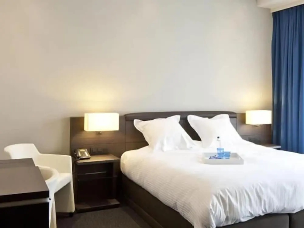 Blue Woods Hotel - Deerlijk
