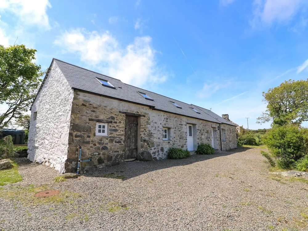 Trefechan Wen Barn