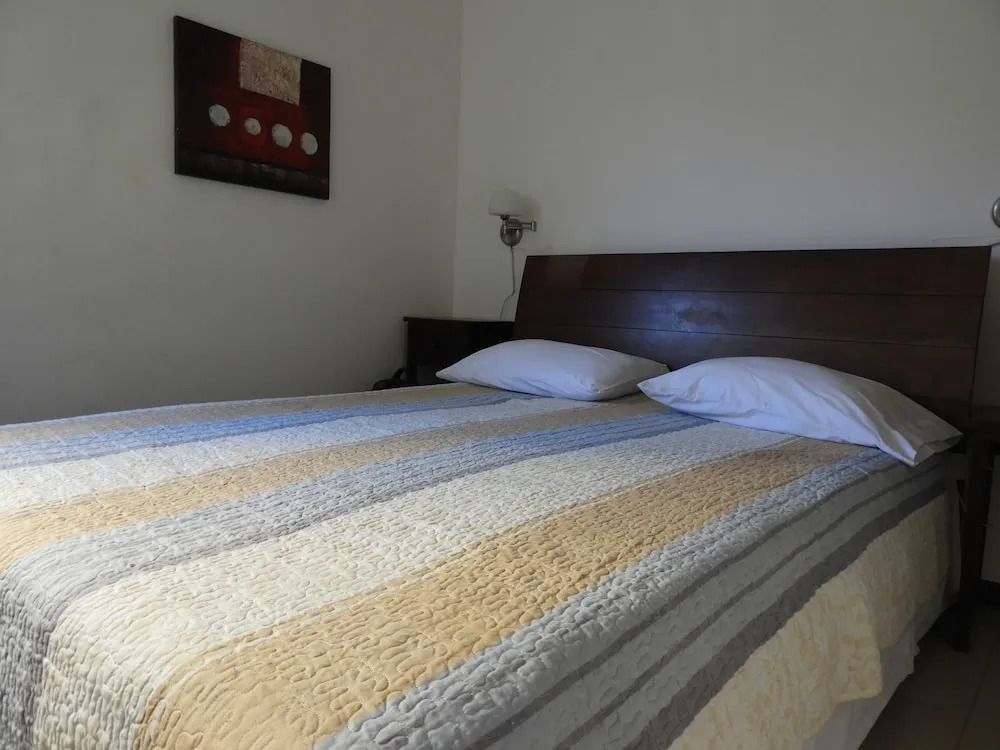 Costa Linda walking distance to the beach