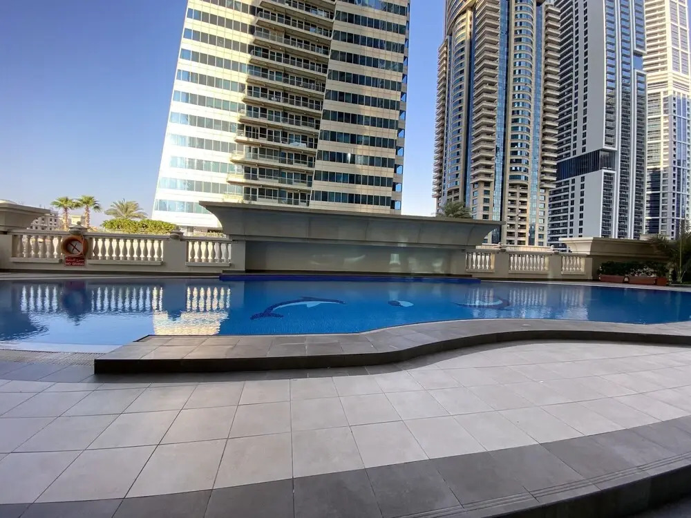 Marco Polo - Bright Apt with sea and Partial Dubai Harbour View