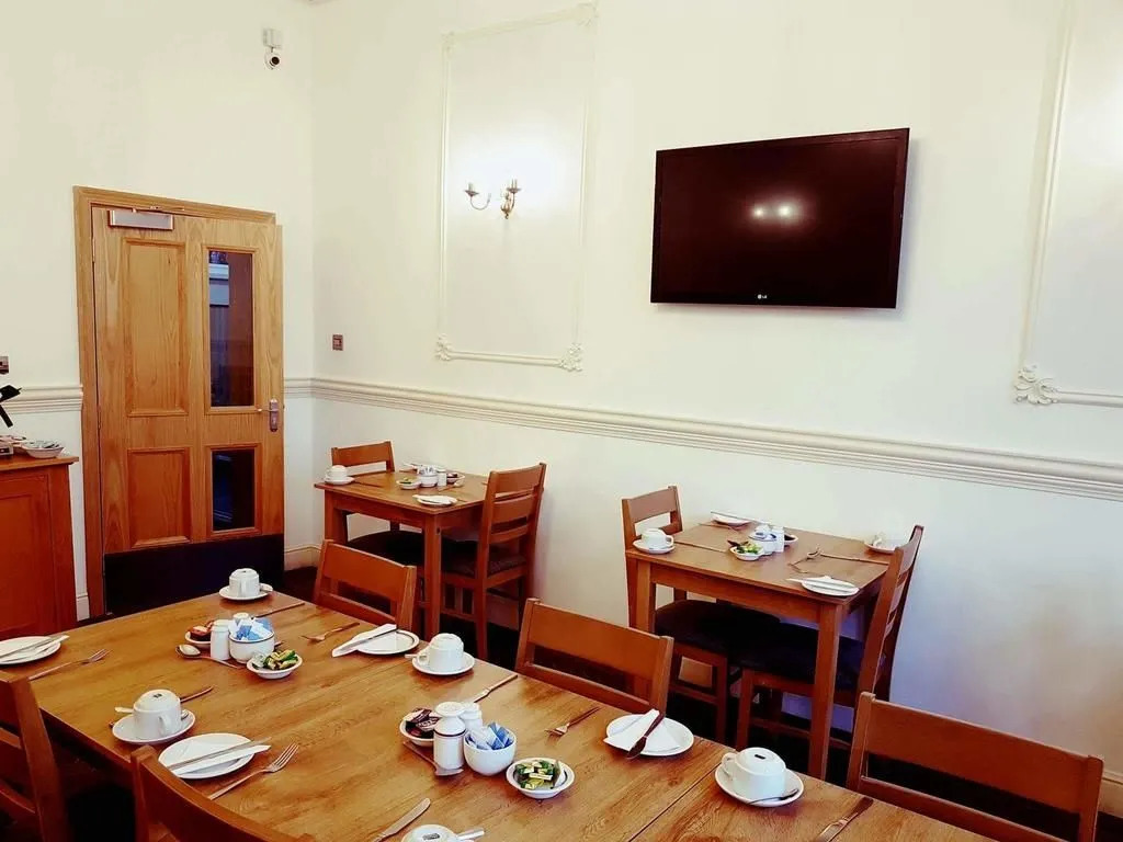 McLays Guest House