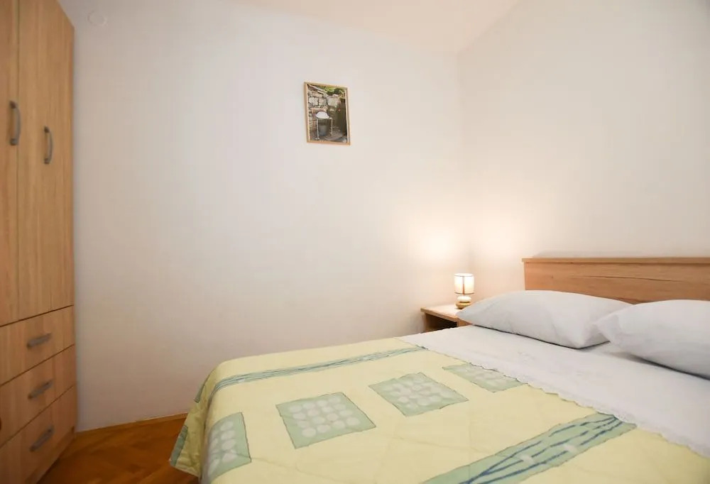 Apartment Jelena