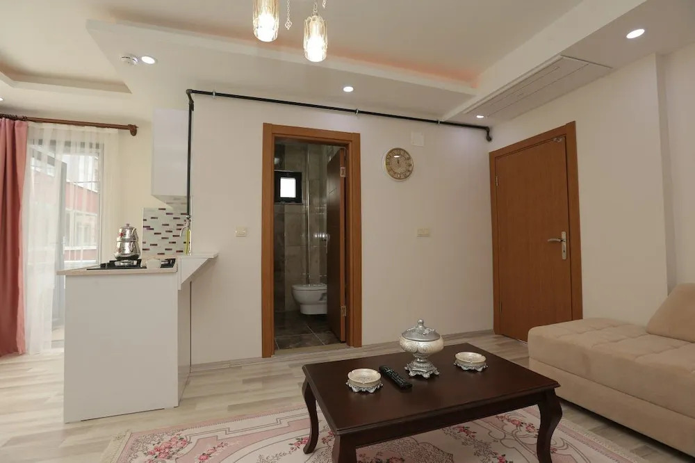 GUGUVAK Suites by Surur