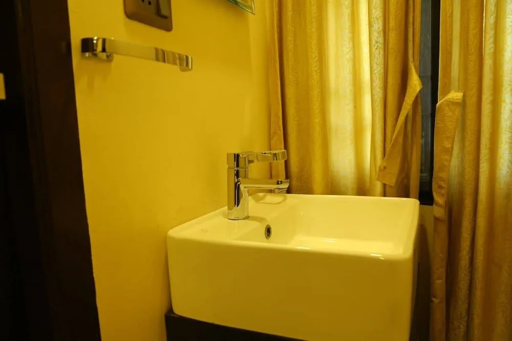 ULO Mukthi Guest House