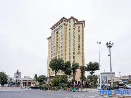 Houten Hotel