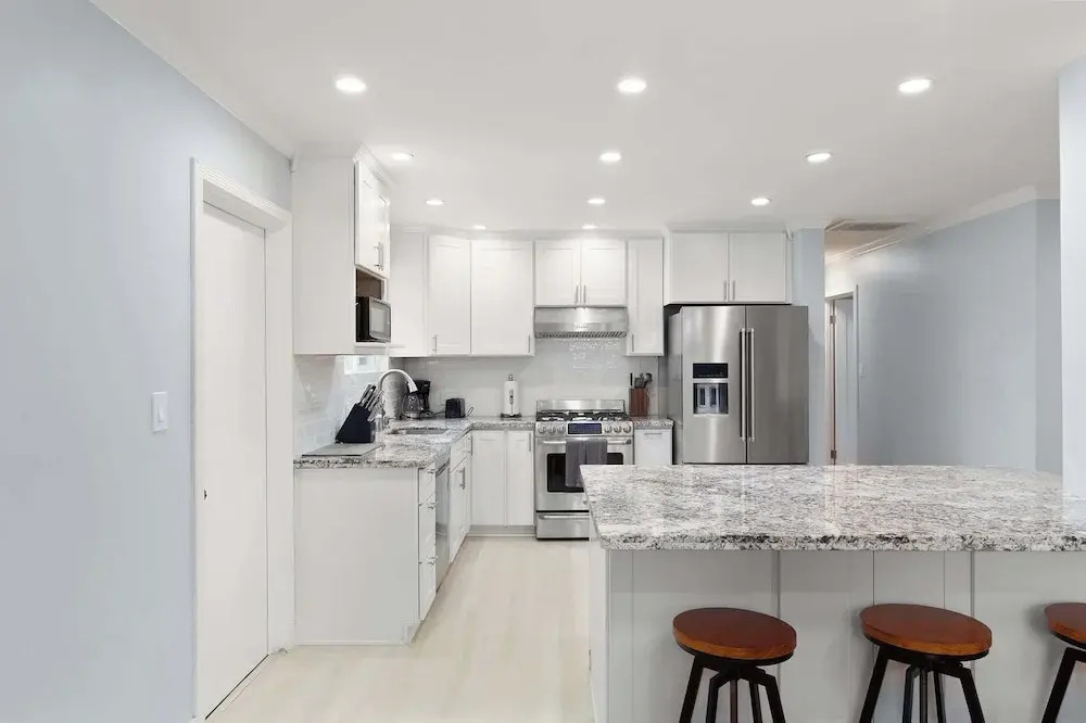 Marbella Lane Impeccable 3BR Delightful Escape