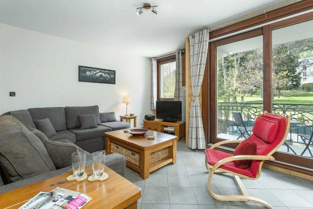 Apartment Staddon, Alpes Agency, Central Chamonix, Sleeps 4-6
