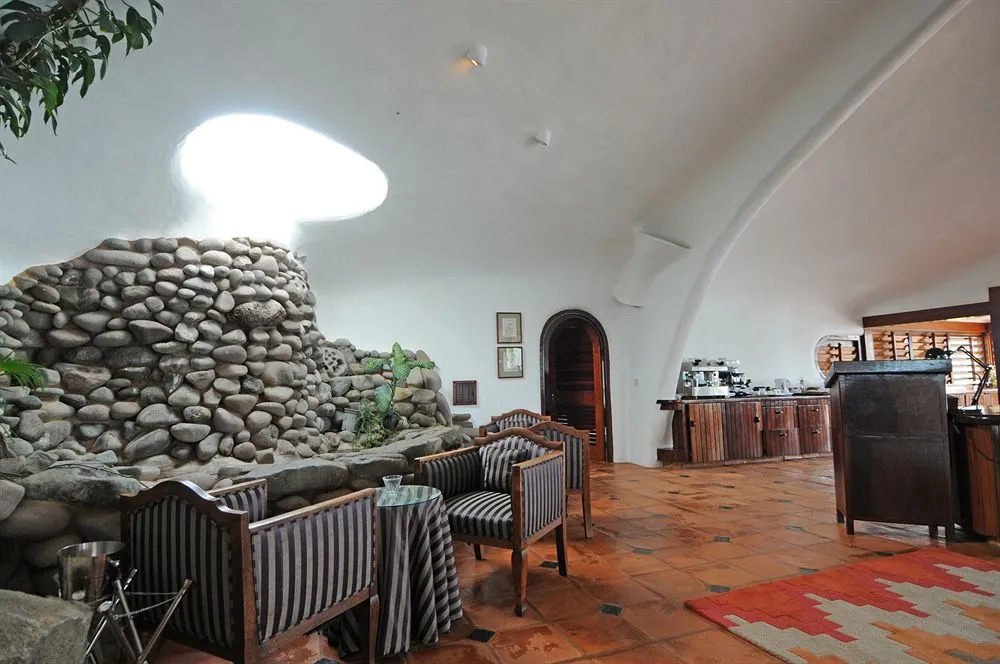 Mount Hartman Bay Estate Private Resort