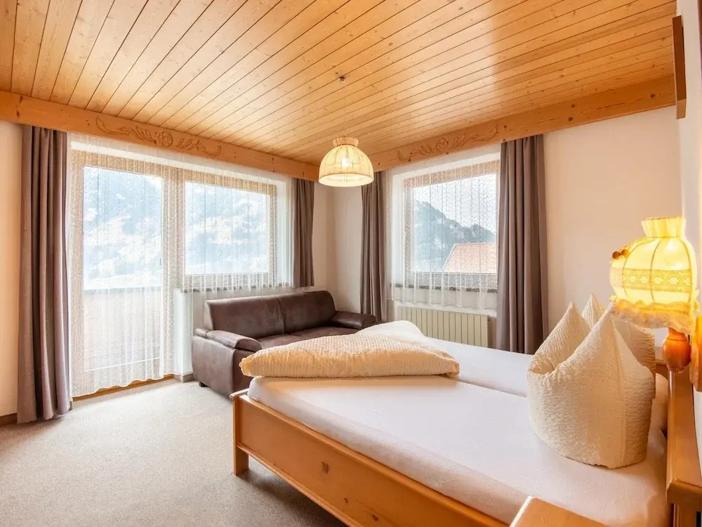 Chalet in Zell am Ziller near Ski Lift