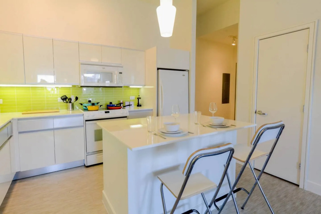 Downtown Dallas 2Br 2Bath Apt + Great Value