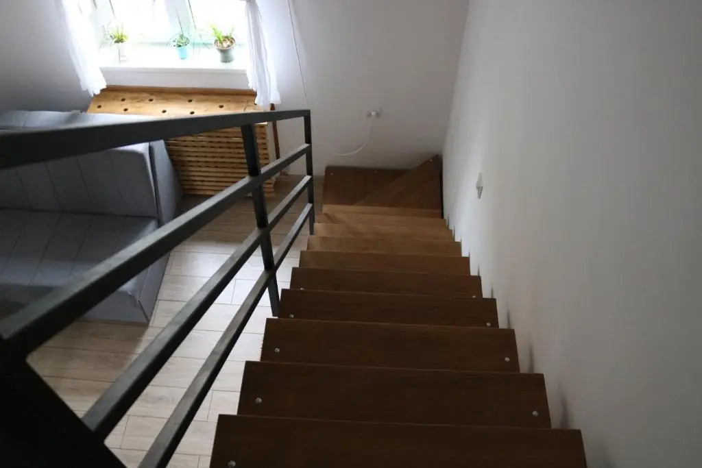 Apartment F6
