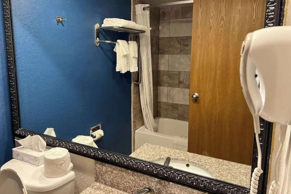 Days Inn Hurstbourne