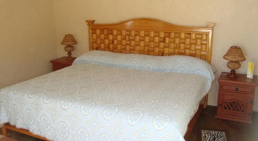 Hotel Brisas Del Lago