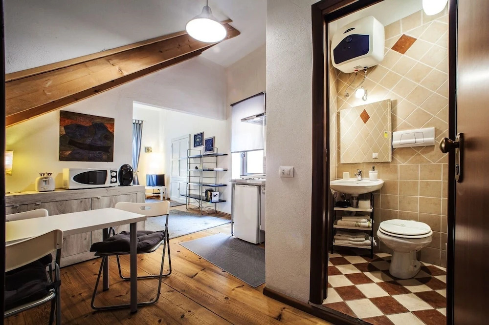 Studio Apartments Centro Storico Via Manno