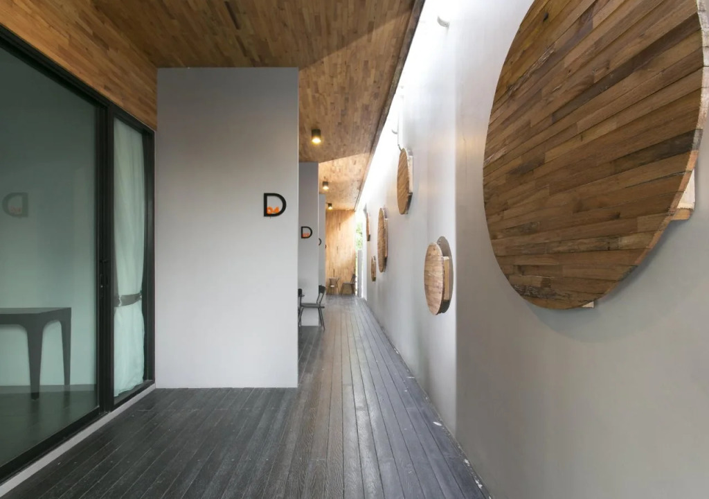 D Living Hotel