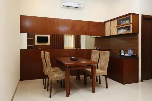 Multazam Syariah Hotel