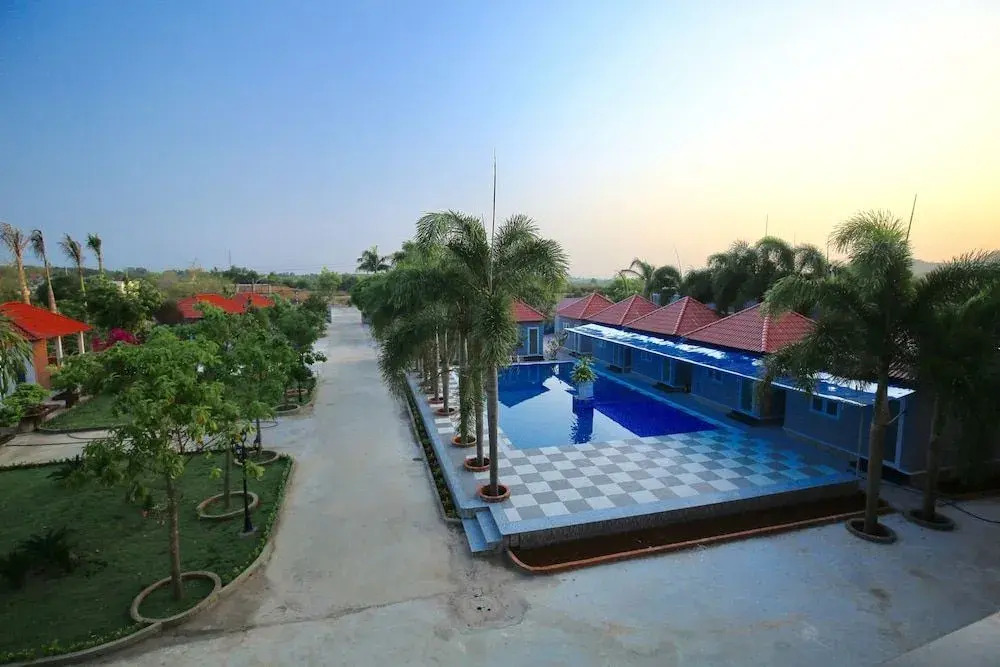 Ven Song Riverside Hotel