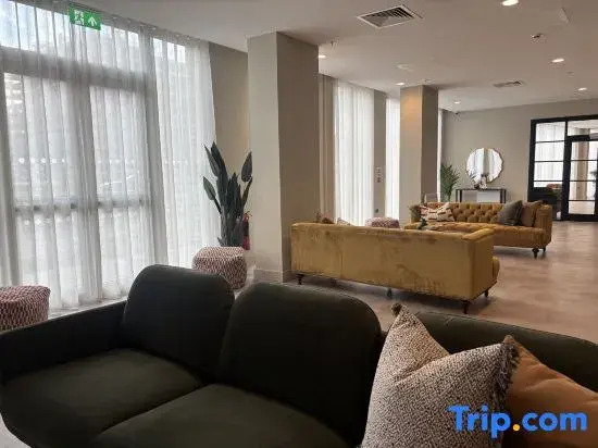 Stylish apartment in central Birmingham, with Parking