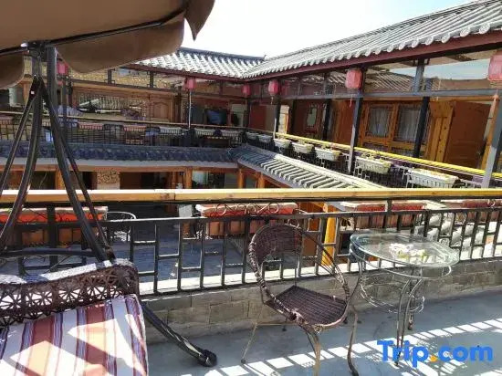 Lijiang Snow Sight Inn