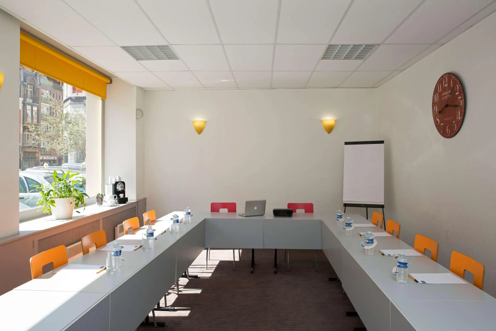 Kyriad Lille Centre Gares