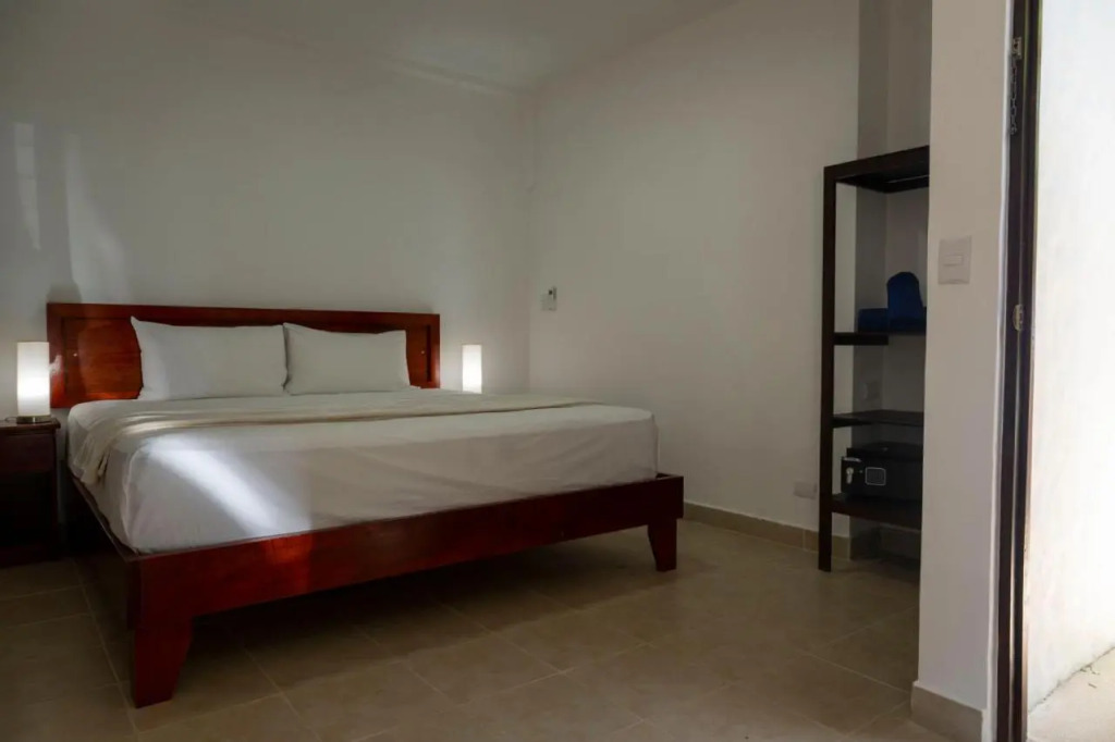 Fuego del Sol Beachfront Hotel