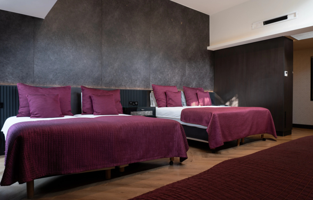 Hotel Sebastians