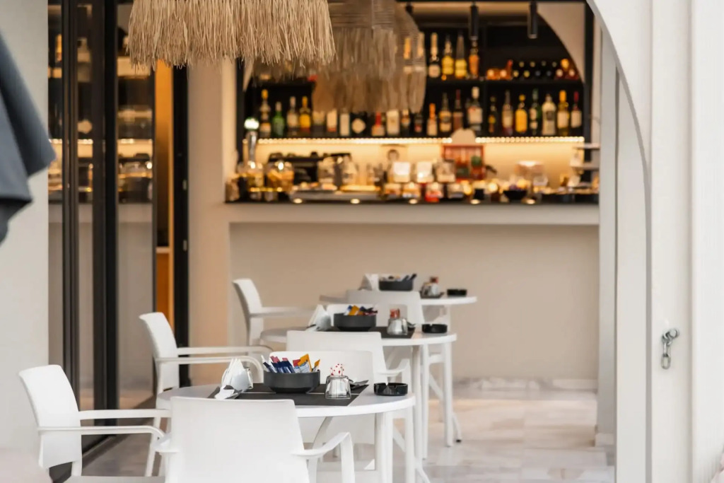 Nikon Boutique Hotel