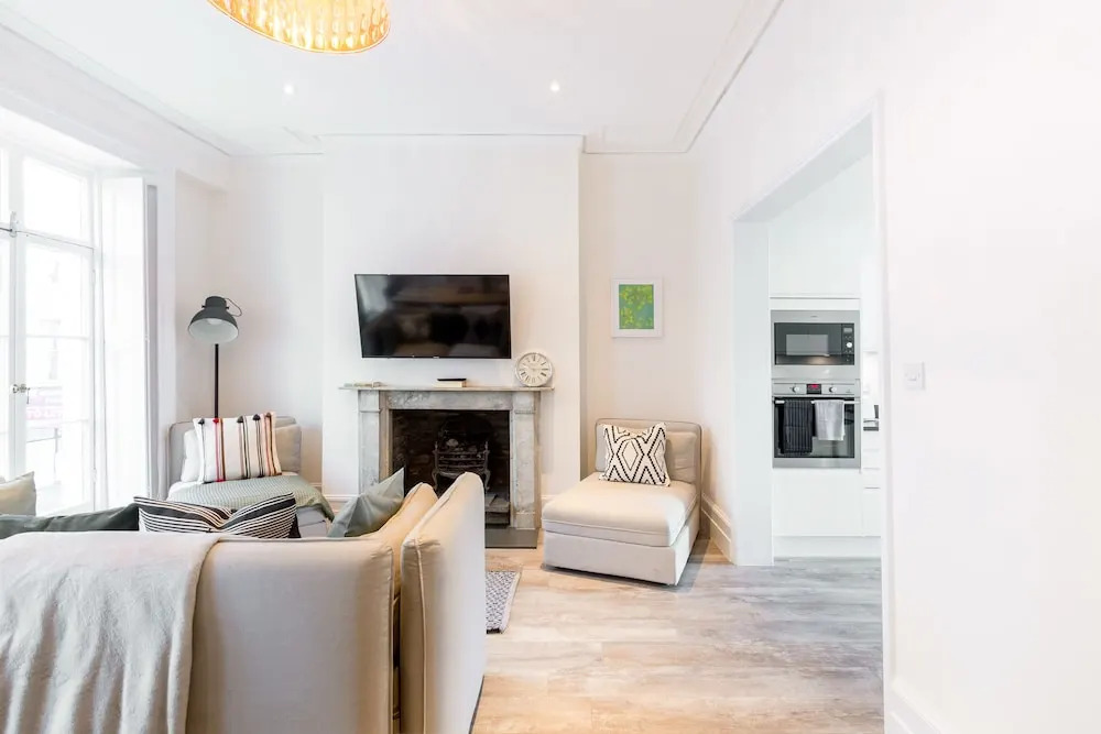 3 BDR Maison South Ken by The Residences
