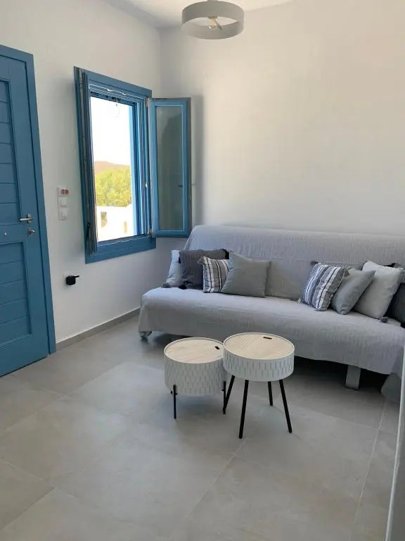 Studio on the beach, Leivadakia, Serifos