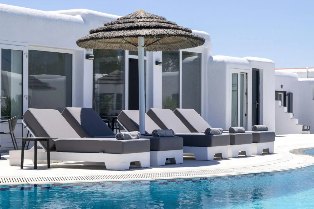 Giannoulaki Resort