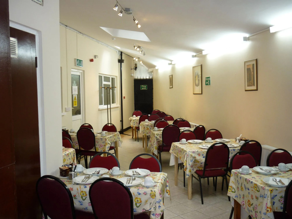 Acton Town Hotel