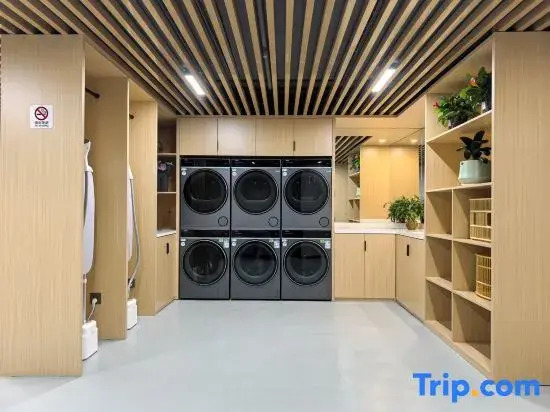 Ningbo Bochen Man Yue Hotel