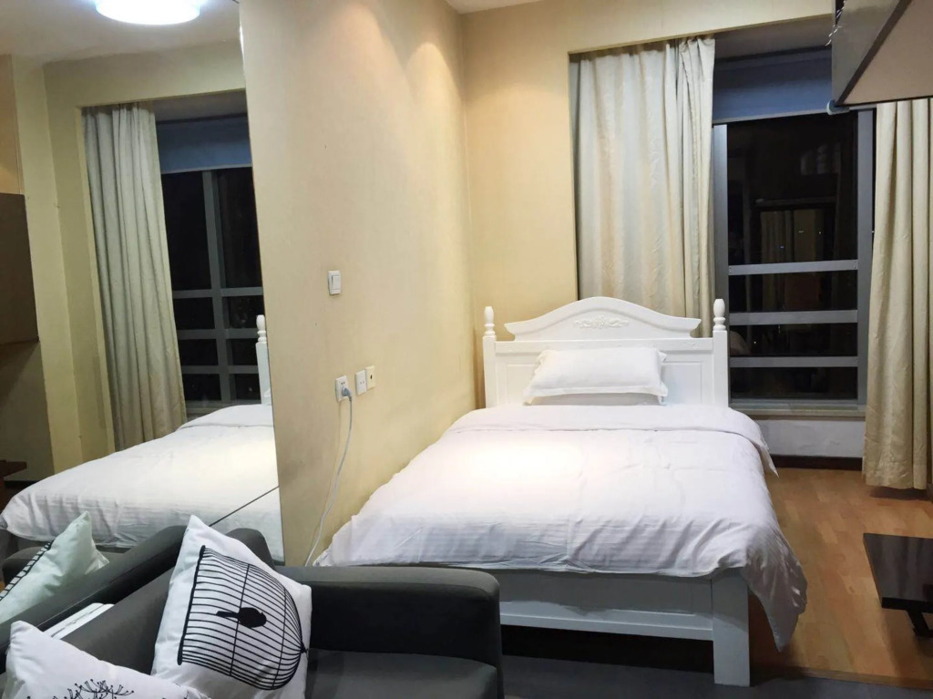 Shanghai Morden Universe Hotel Apartment