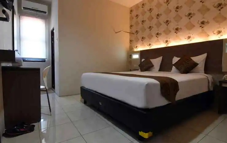 Pavilion Hotel