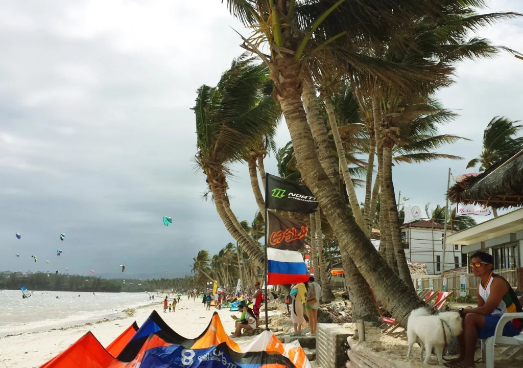Hangin Kite Center & Resort