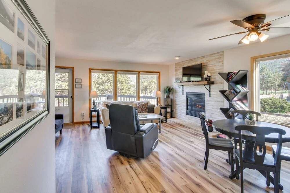 Fireplace & Mtn Views: Estes Park Home w/ Deck!