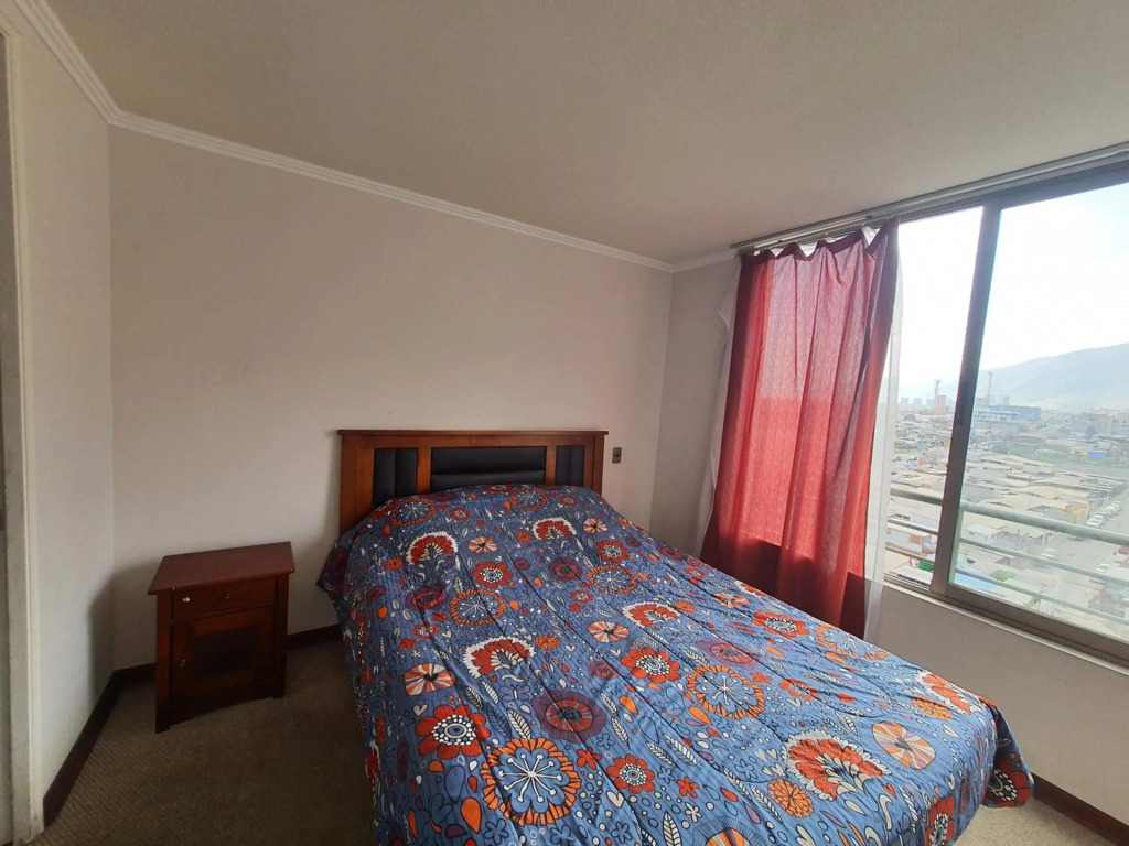 TADEO HEANKE DEPARTAMENTO IQUIQUE