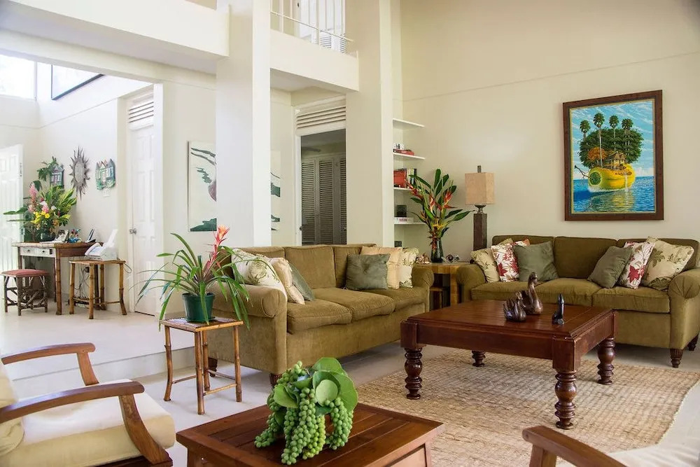 Seagrapes Villa