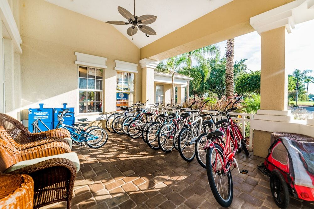 Windsor Palms 6 bed / 3.5 bath home