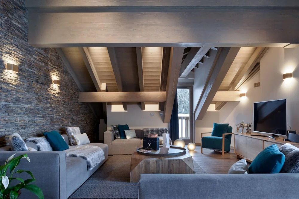Le C by Alpine Resorts