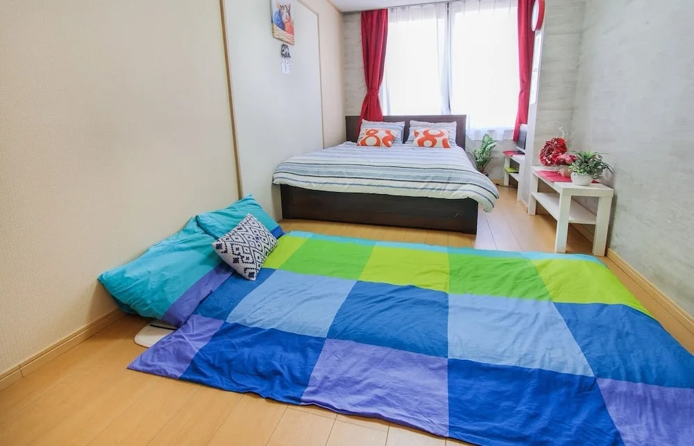 Young Minbak Osaka Guest House