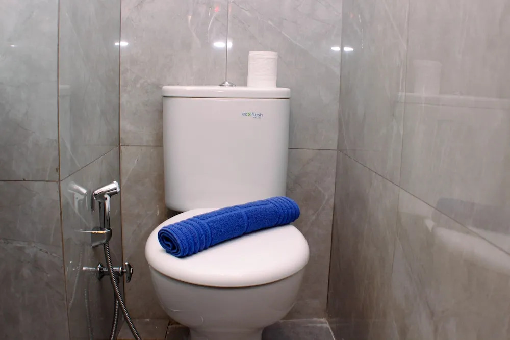 Nice and Fancy Studio Apartment at Sayana Bekasi By Travelio