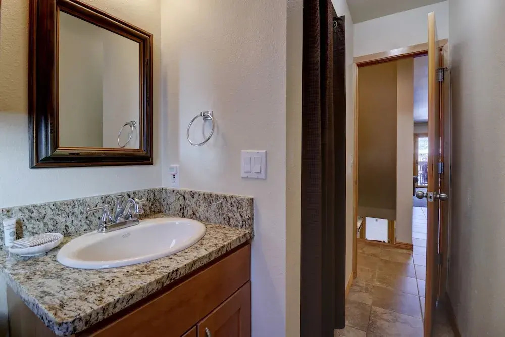 727b Meadow Creek 2 Bedroom Townhouse