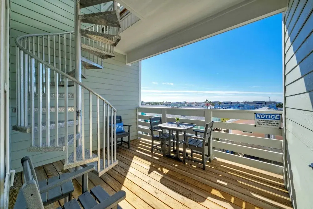 Island Paradise by Avantstay Pool, Island Views